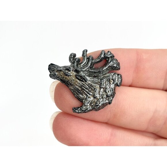 Stag Large Deer Figural Textured Silver Toned Vintage Lapel Pin | Brooch - Picture 10 of 10